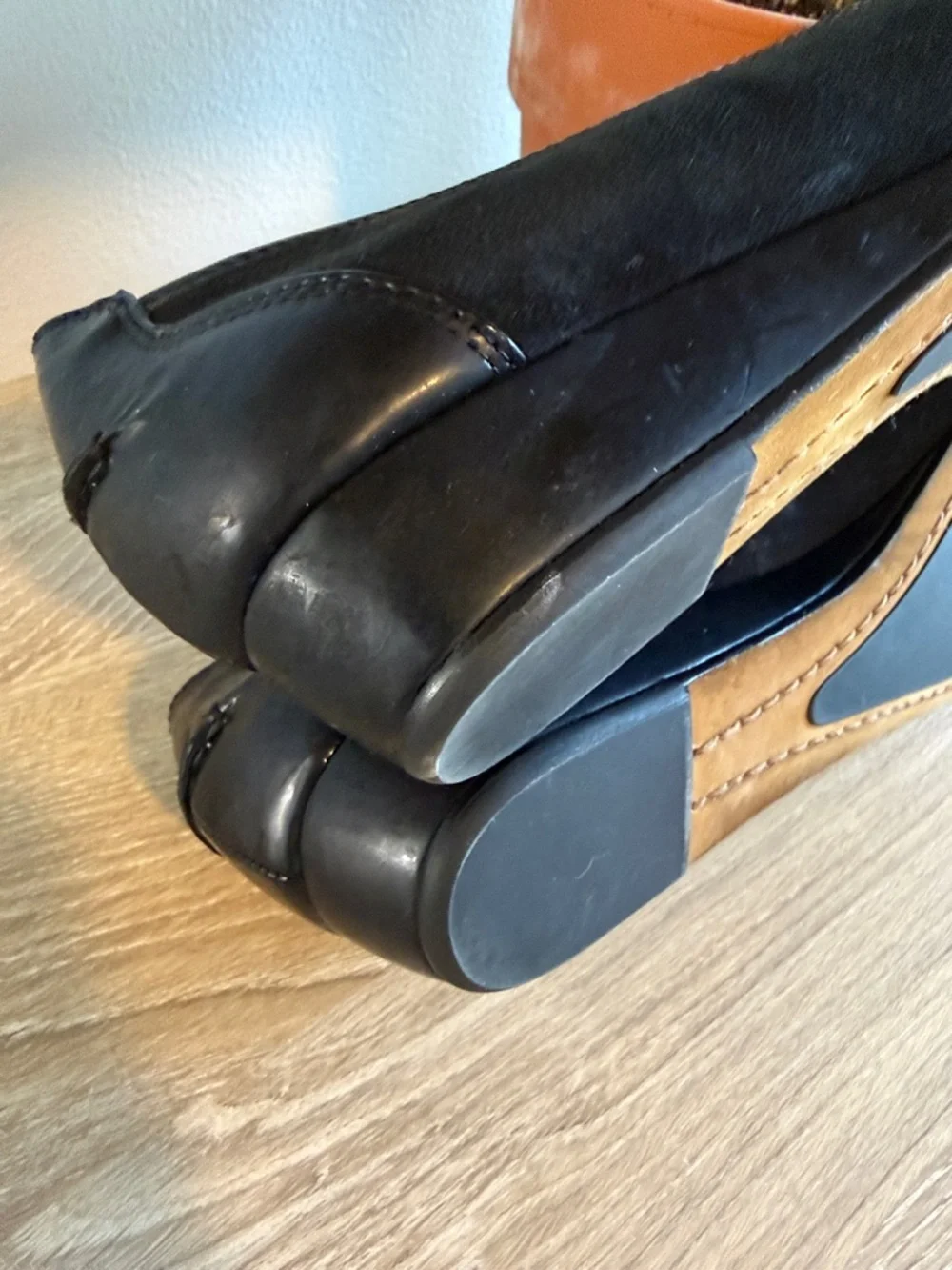 Donald J Pliner Nila Black Patent Suede Leather Wedge, 9 - Picture 8 of 10